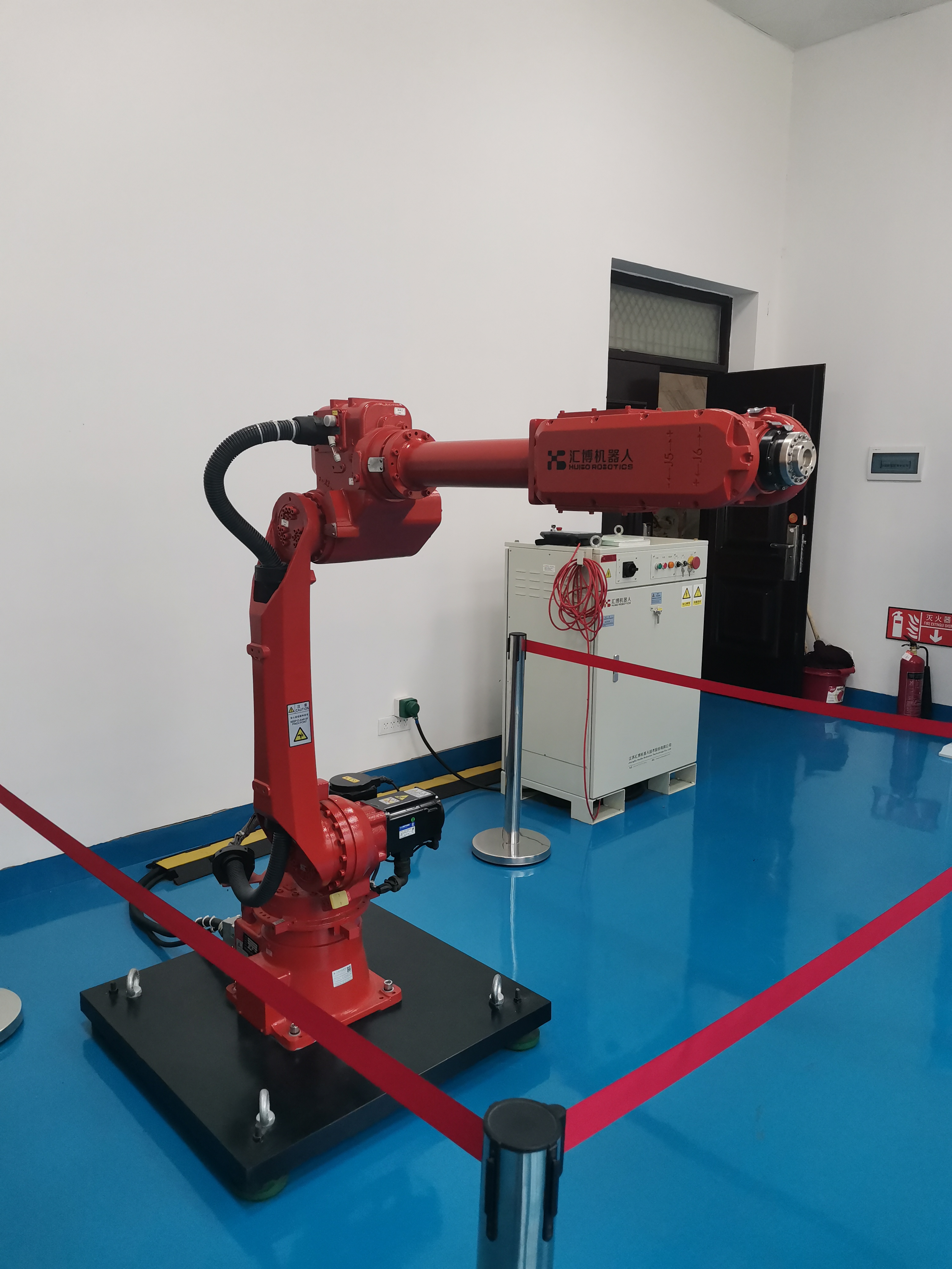 埃夫特10kg六自由度工业机器人